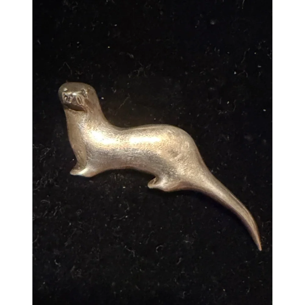R. Nichols Sterling Silver Otter Pin